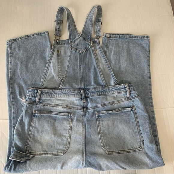 Distressed Denim Overalls Size L - Picture 5 of 8